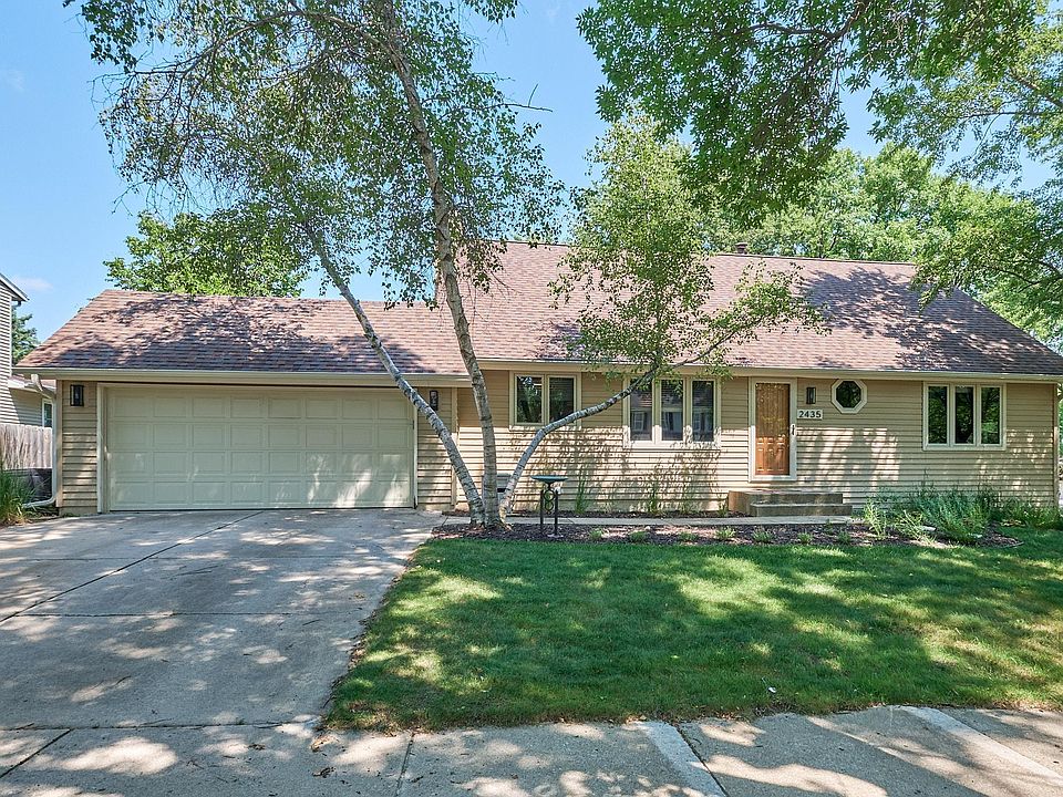 1st image of 2435 Viking Ct NW