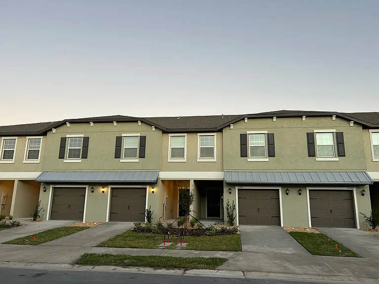 New Townhome. Nice Entry.