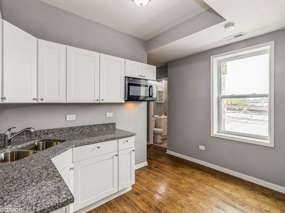 1st image of 1854 S Central Park Ave #1