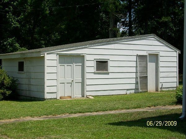 2nd image of 1107 Camden Rd