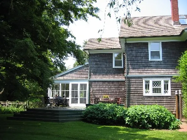 167 Lumber Ln, Bridgehampton, NY 11963