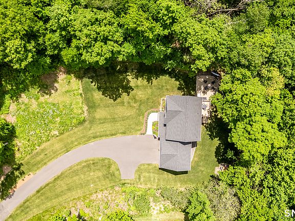 2nd image of 650 Dunn Road