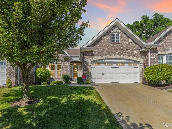 341 Brunhaven Ct, Chesterfield, MO 63017