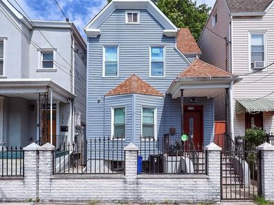 175 Warwick St, Brooklyn, NY, 11207
