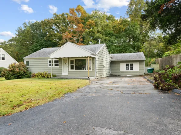 3 Beverly Road, Waterford, CT 06385