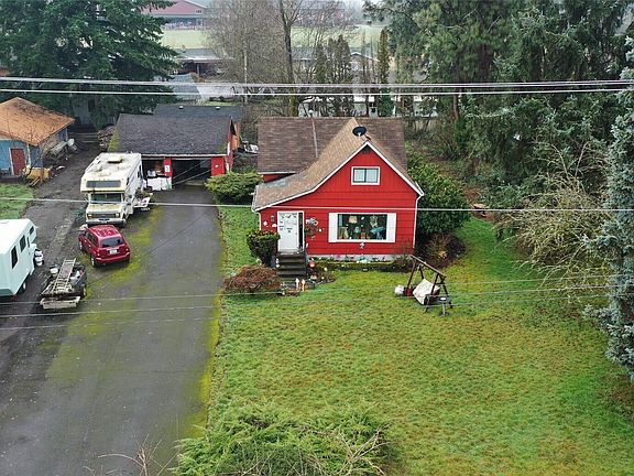 2nd image of 1865 SW Fair Avenue