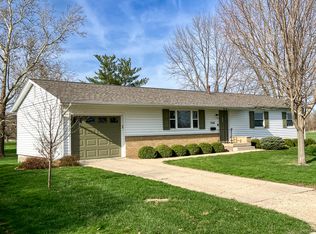 506 Maple Ave, Morrison, IL 61270