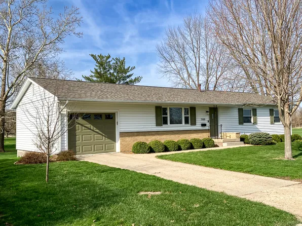 506 Maple Ave, Morrison, IL 61270