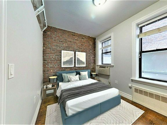3rd image of 1705 2nd Ave #N2