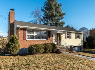 120 Kingston Rd, Waltham, MA 02451