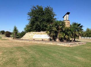 1176 Tawakoni Ln, Wills Point, TX 75169