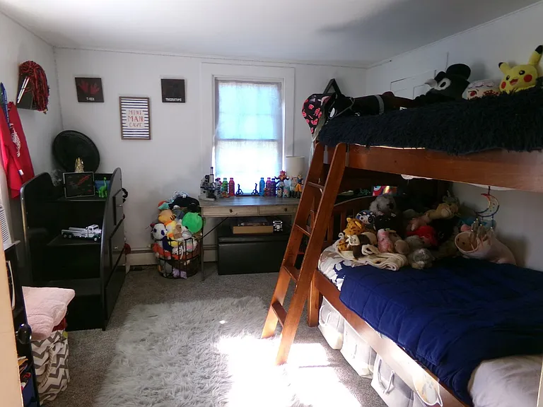 128 East St — Photo 23