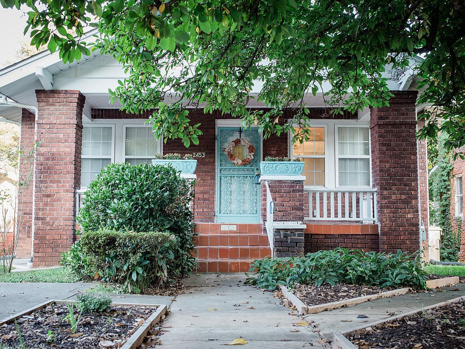 1st image of 2453 Linden Ave