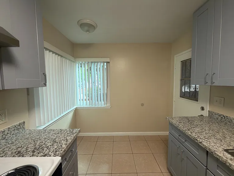 3530 Alden Way #1 — Photo 7