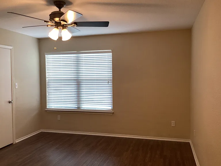 113 Hays Forest Cv — Photo 10