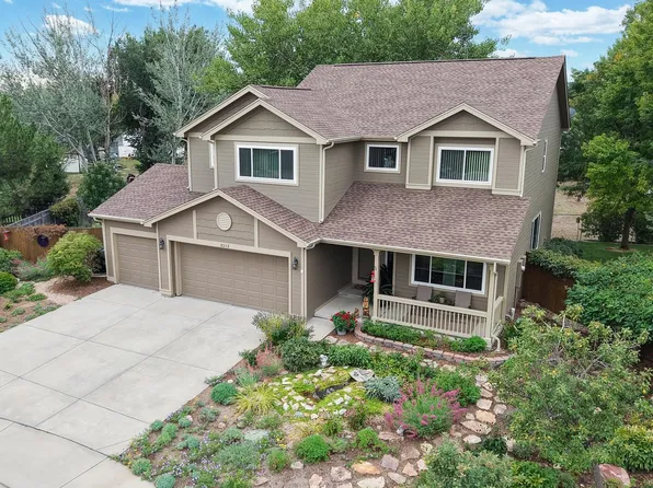 2313 Village Ln, Longmont, CO 80503