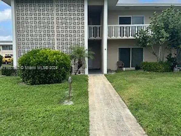 115 South Blvd APT 2A, Boynton Beach, FL 33435