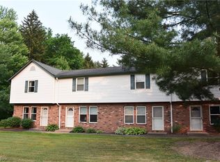 26 Oviatt Dr APT 1, Northfield, OH 44067