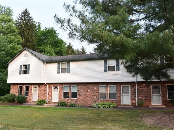 26 Oviatt Dr APT 1, Northfield, OH 44067