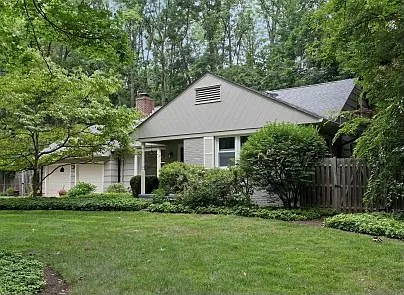 60 Balsam Ln photo 1