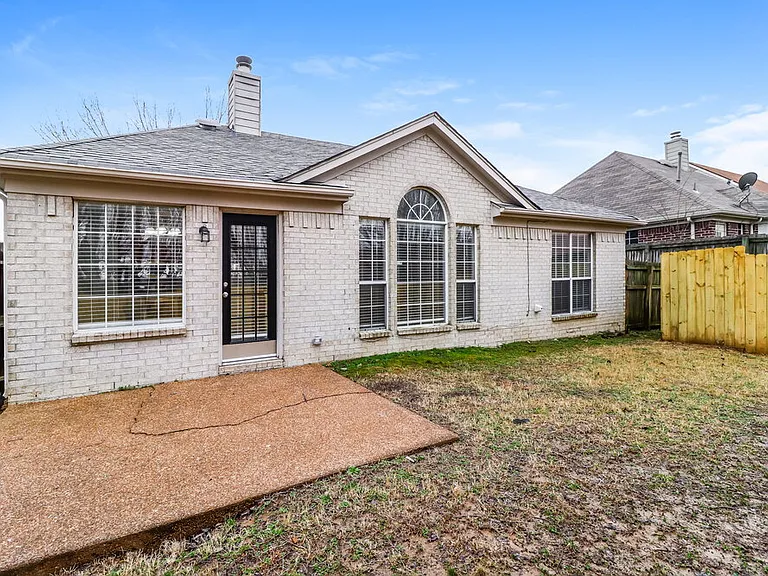 7086 Lagrange Hill Dr — Photo 15