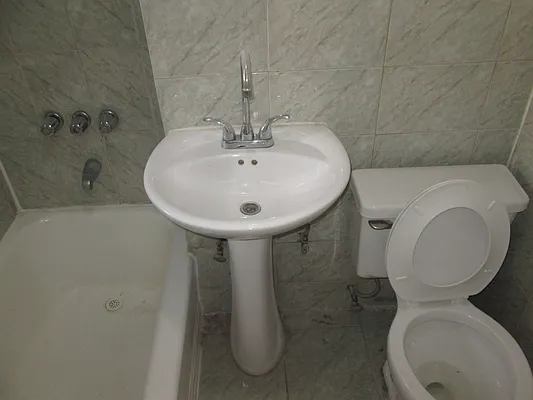 Rented by The Hamilton Group | media 13