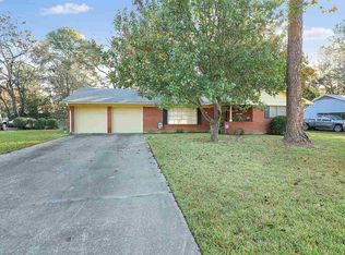 5246 Romany Dr, Jackson, MS 39211