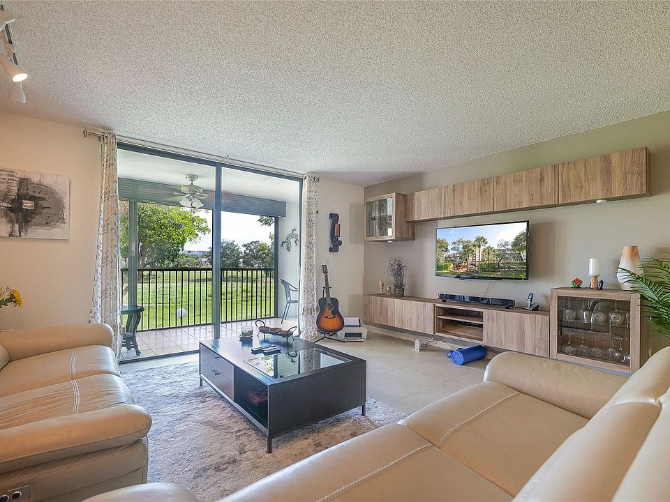 1st image of 3650 Environ Boulevard #202