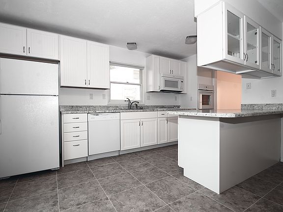 3rd image of 237 Aspen Trail Dr