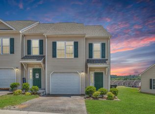 6833 Village Green Dr, Roanoke, VA 24019