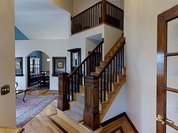5th image of 644 Wyndham Woods Cir