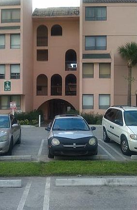 2nd image of 1880 N Congress Avenue #G202