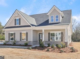 3613 Squires Park Ln, Loganville, GA 30052