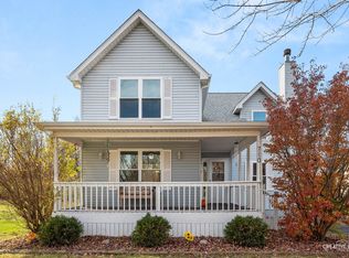 710 Daisy Ct, Seneca, IL 61360