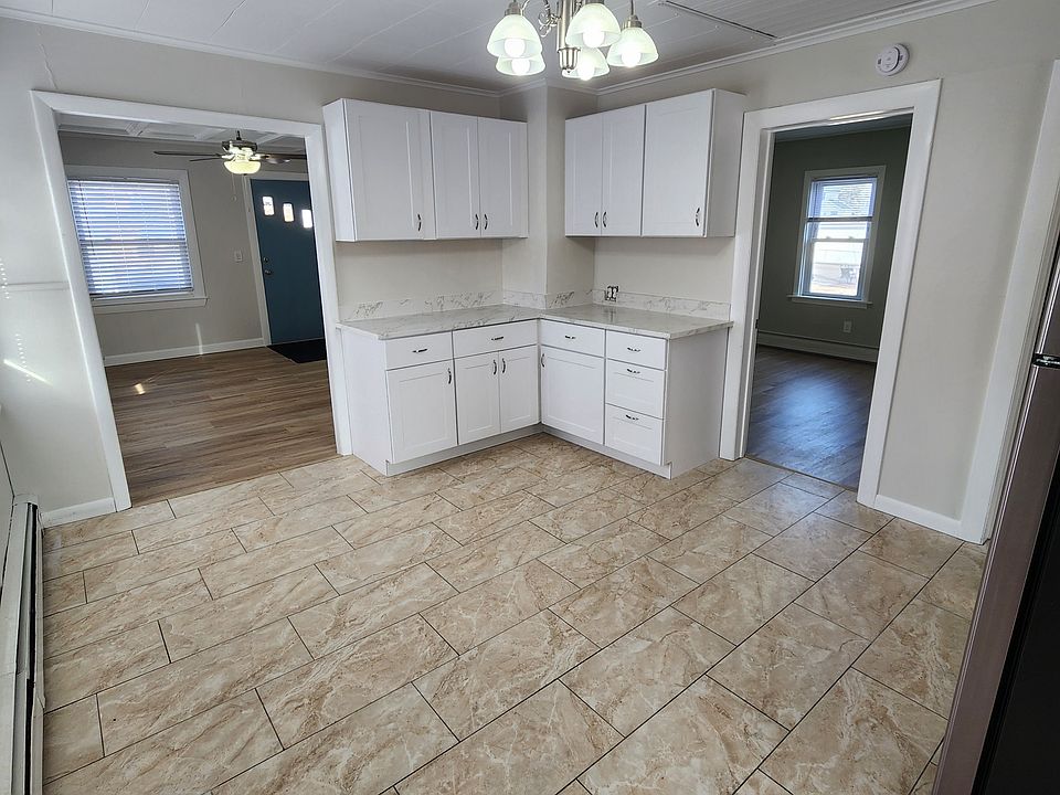 1st image of 87 Fisher St
