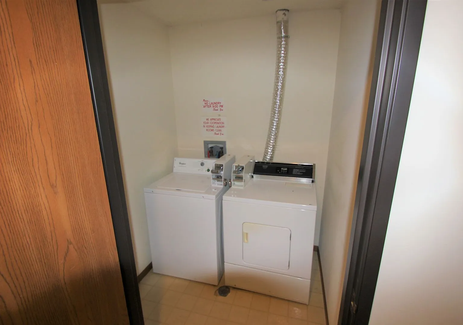 36 Plex - Village Green Apartments — Photo 3