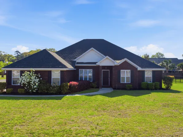 1885 Currituck Dr, Sumter, SC 29153