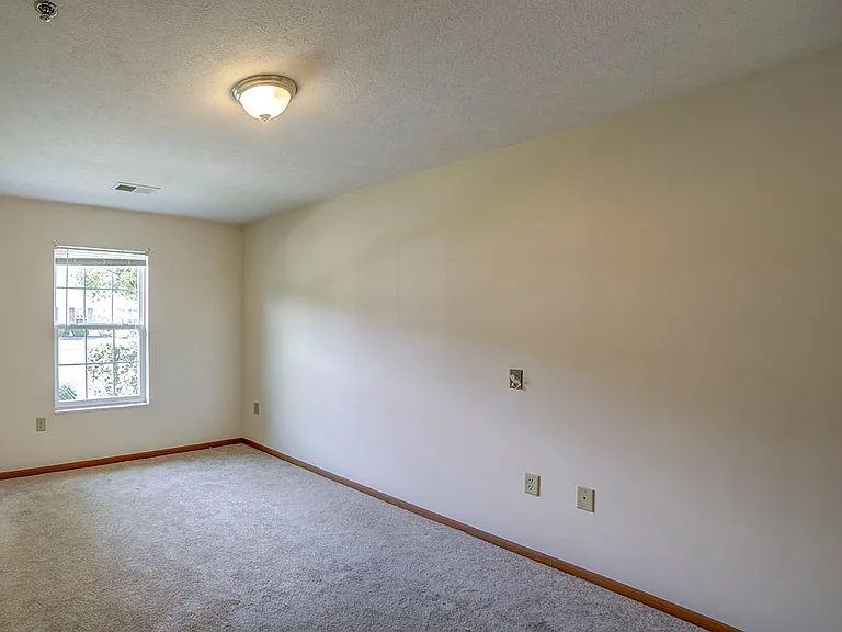 Floor plan 2 bedroom