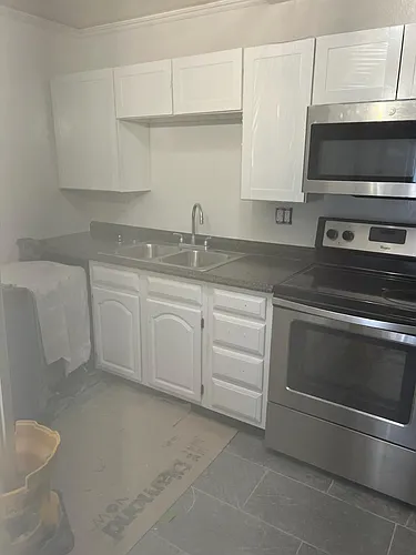 662 Spruce St #4 Photo 1