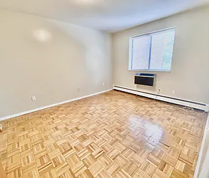 Rented by Papp Realty