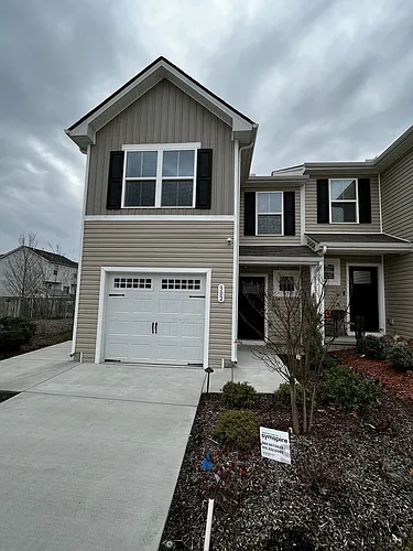 302 Sunny View Dr Photo 1