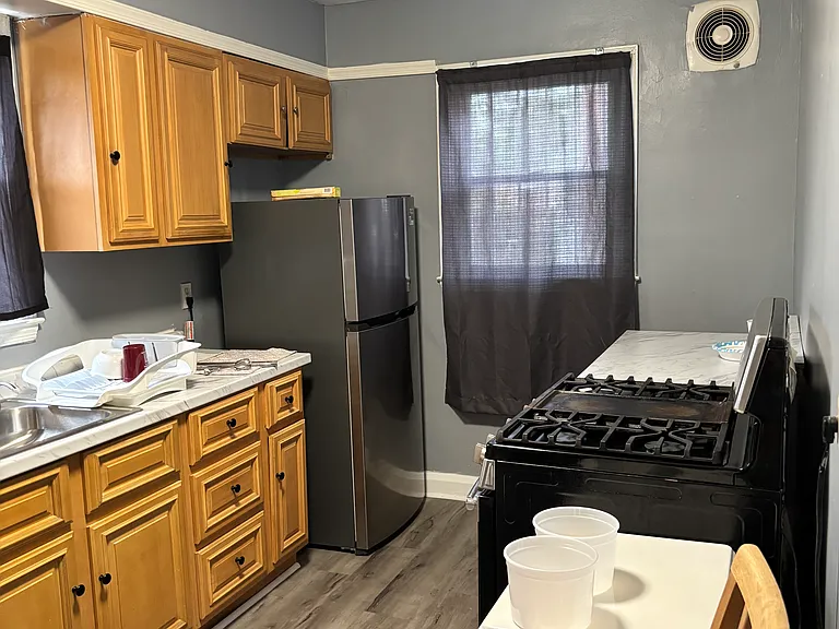 4514 Saint Georges Ave — Photo 31