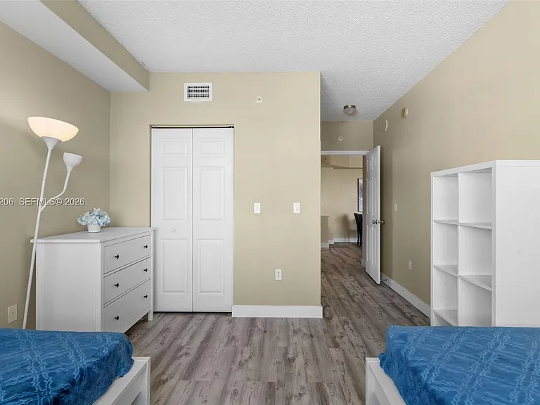 17150 N Bay Rd #2908 — Photo 28