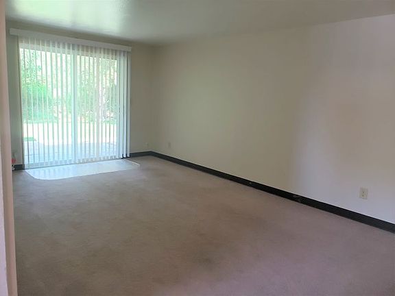 2nd image of 1929 Burnstead Dr