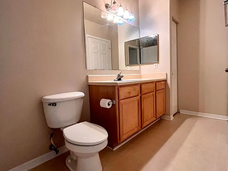 1155 Villagio Cir #106 — Photo 15