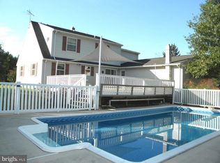 18257 Falls Rd, Hampstead, MD 21074