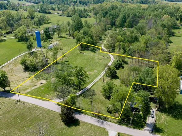 9288 S Ketcham Rd, Bloomington, IN 47403