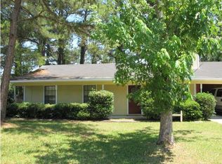 560 Spryfield Rd, Jackson, MS 39212