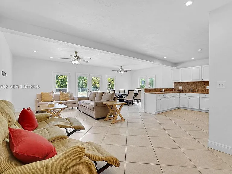 2417 Pierce St #- — Photo 35