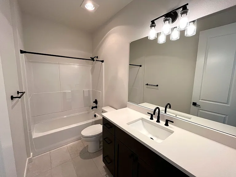 4725 N Williams Ave — Photo 12